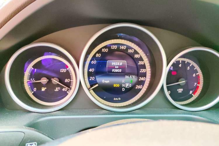Used Mercedes-Benz E-Class 2015 Facelift E 200 L Instrument Cluster