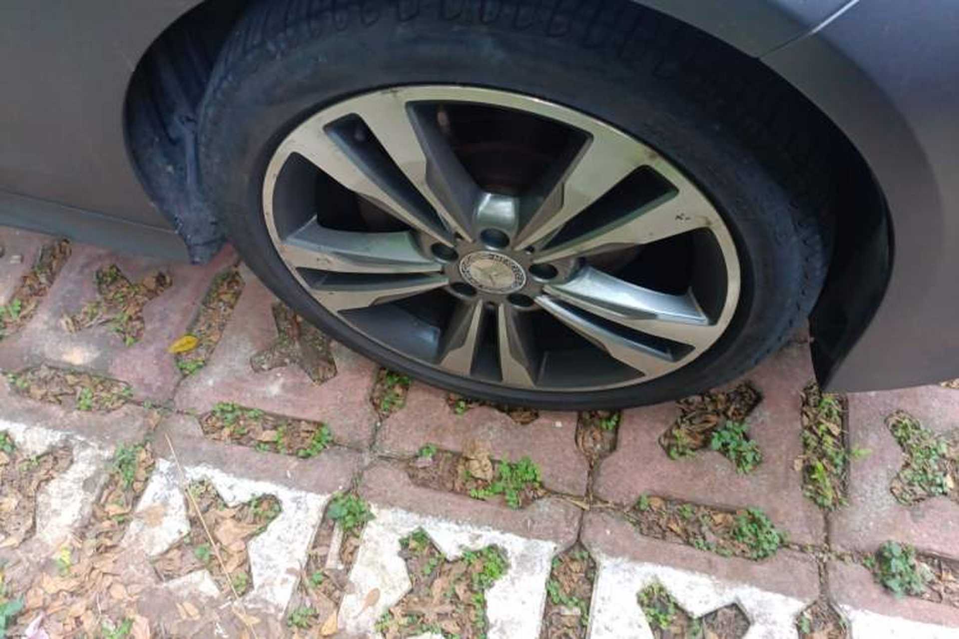 Used Mercedes-Benz E-Class 2015 Facelift E 200 L Sport Edition Right Front Wheel Hub