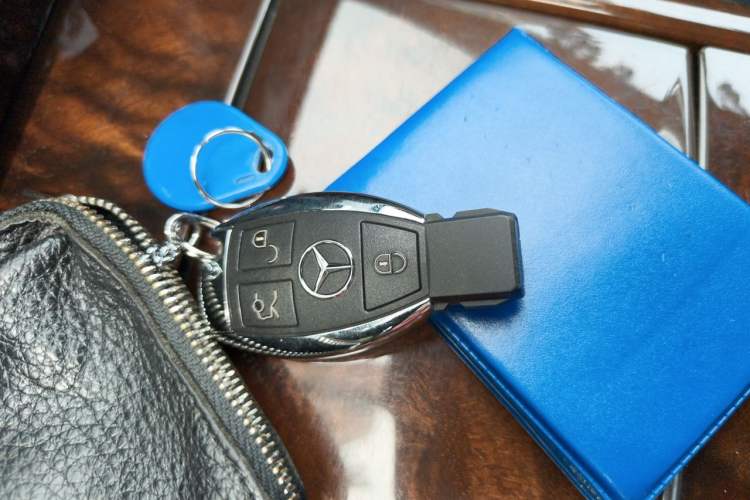 Used Mercedes-Benz E-Class 2015 E 400 L Hybrid Vehicle Key
