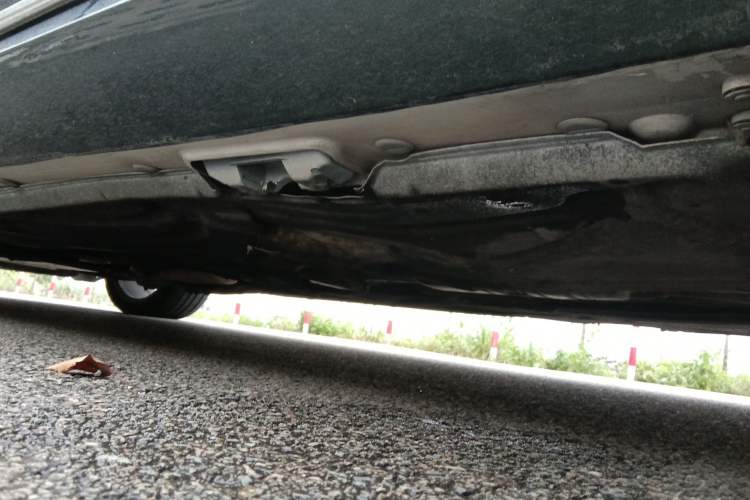 Used Mercedes-Benz E-Class 2015 E 200 L Sport Edition Chassis Rear Left