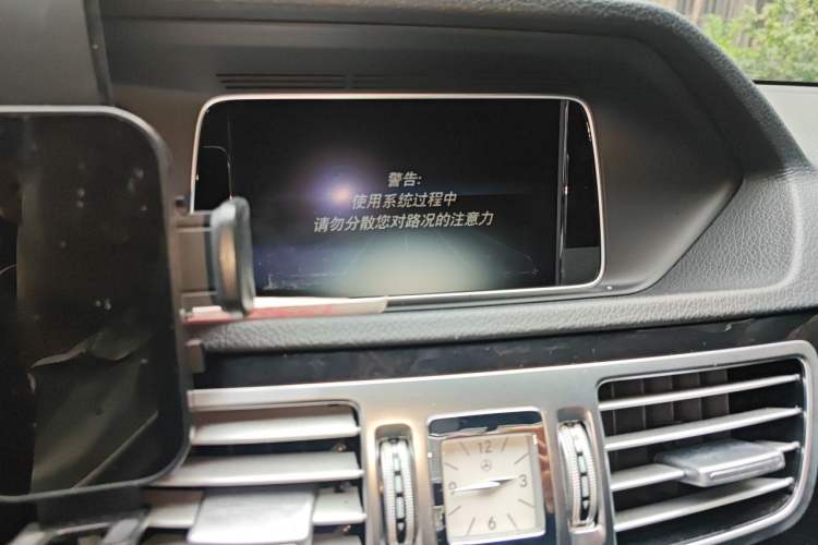 Used Mercedes-Benz E-Class 2015 Facelift E 200 L Sport Edition Audio And AC Panel