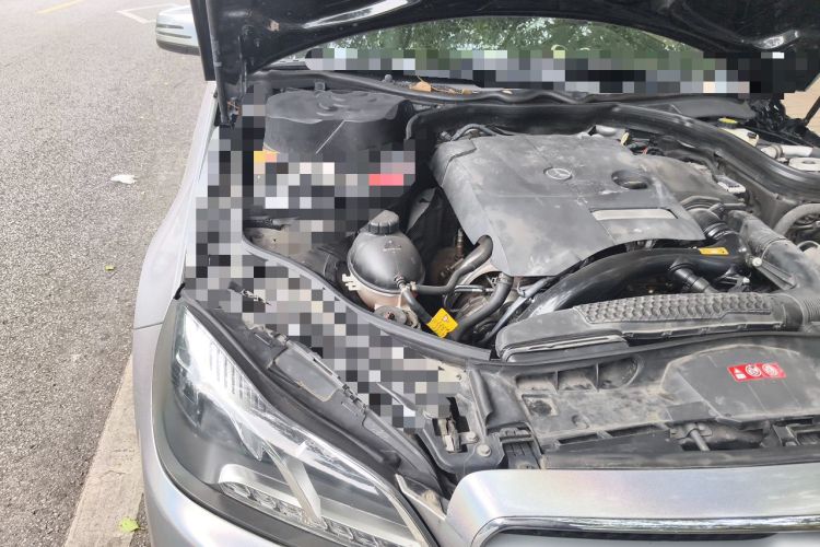 Used Mercedes-Benz E-Class 2015 Facelift E 200 L Sport Edition Engine Bay Right