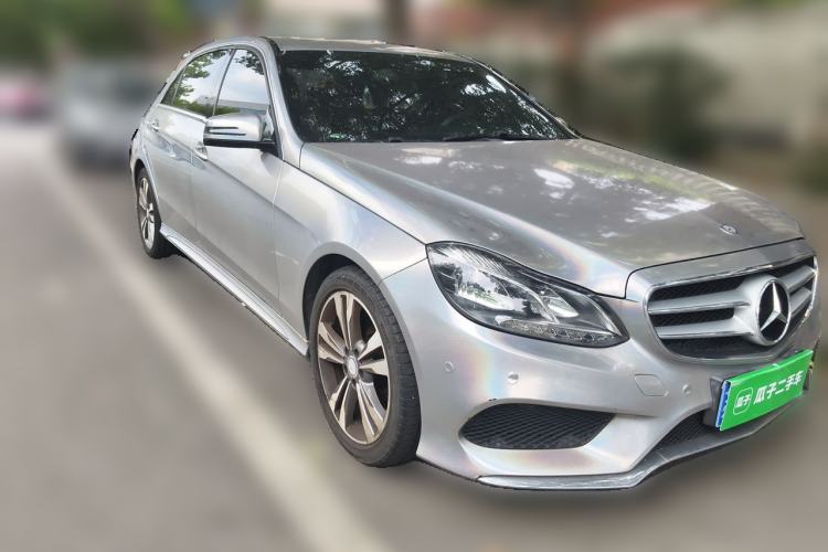 Used Mercedes-Benz E-Class 2015 Facelift E 200 L Sport Edition Front Right 45 Deg