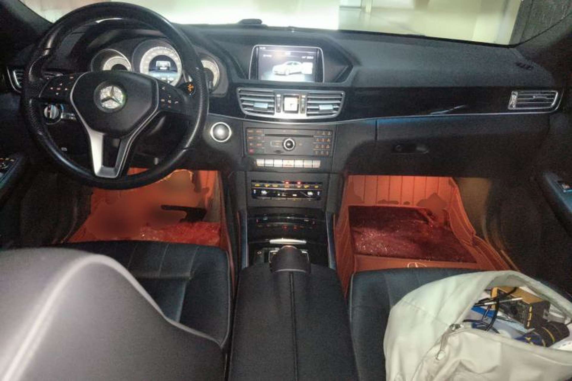 Used Mercedes-Benz E-Class 2015 Restyled E 260 L Sport Edition Center Console