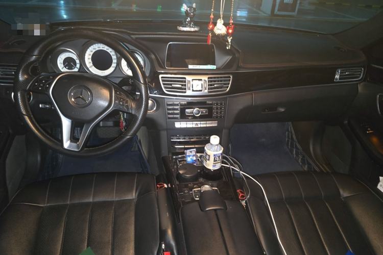 Used Mercedes-Benz E-Class 2015 E 260 L Sport Edition Center Console