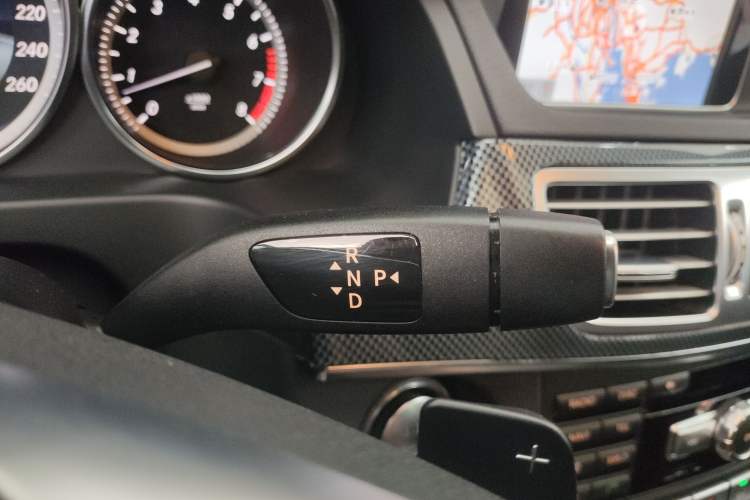 Used Mercedes-Benz E-Class 2015 E 260 L Luxury Model Gear Lever