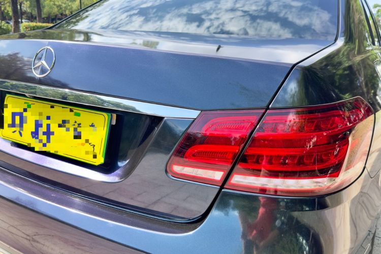 Used Mercedes-Benz E-Class 2015 E 260 L Luxury Model Right Rear Taillight