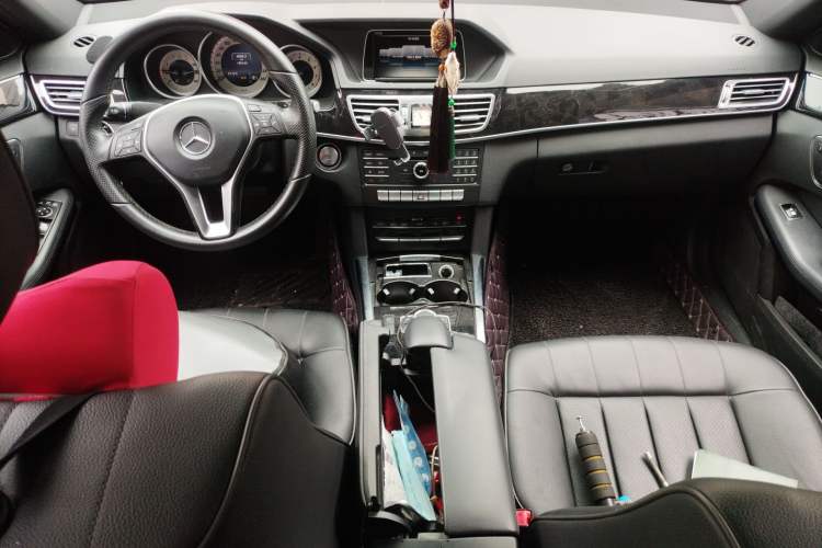 Used Mercedes-Benz E-Class 2015 E 260 L Sport Edition Audio And AC Panel