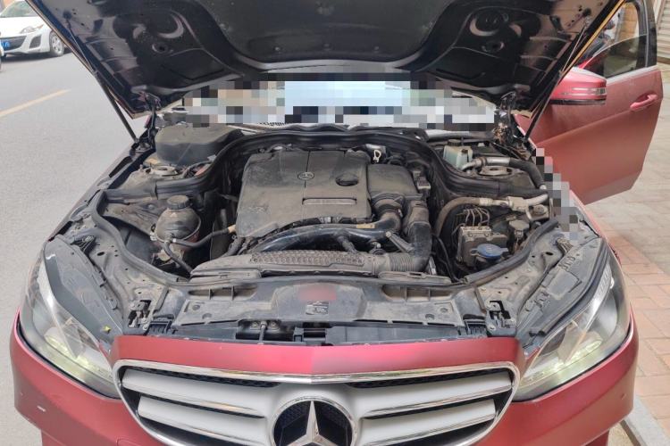Used Mercedes-Benz E-Class 2015 Facelift E 200 L Sport Edition Engine Bay