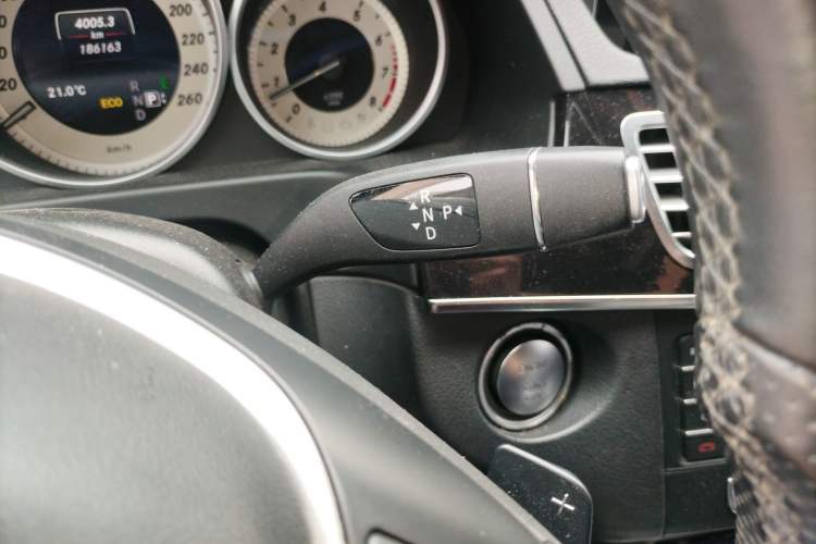 Used Mercedes-Benz E-Class 2015 E 260 L Sport Edition Gear Lever