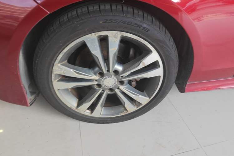 Used Mercedes-Benz E-Class 2015 Facelift E 200 L Sport Edition Left Front Wheel Hub