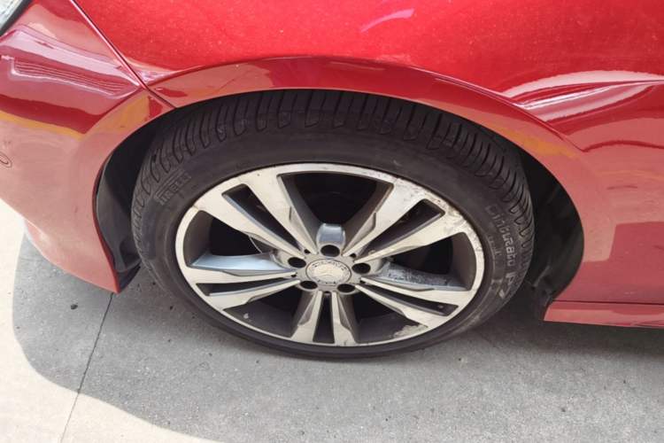 Used Mercedes-Benz E-Class 2015 E 260 L Sport Edition Left Front Wheel Hub