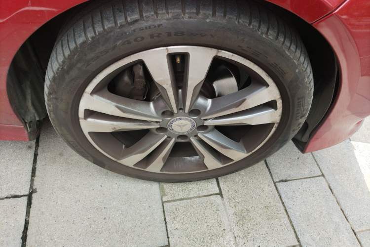 Used Mercedes-Benz E-Class 2015 E 260 L Sport Edition Right Front Wheel Hub