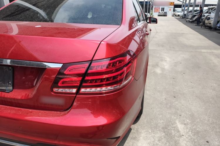 Used Mercedes-Benz E-Class 2015 E 260 L Sport Edition Right Rear Taillight