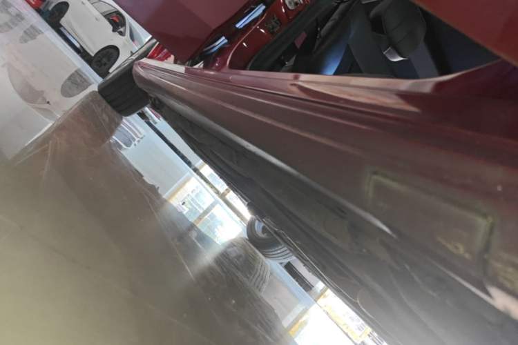 Used Mercedes-Benz E-Class 2015 Facelift E 200 L Sport Edition Right Side Sill