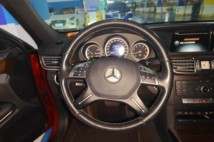 Used Mercedes-Benz E-Class 2015 Facelift E 200 L Steering Wheel