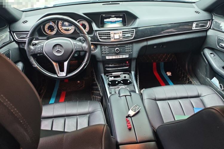 Used Mercedes-Benz E-Class 2015 Restyled E 260 L Sport Edition Center Console