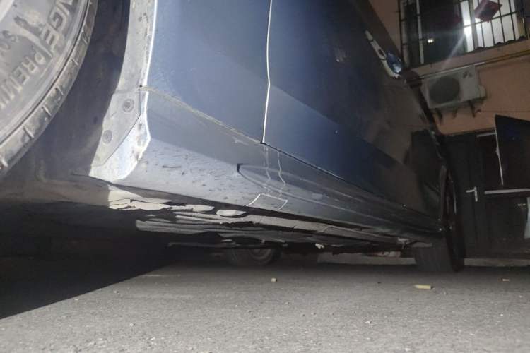 Used Mercedes-Benz E-Class 2015 E 260 L Sport Edition Chassis Front Left