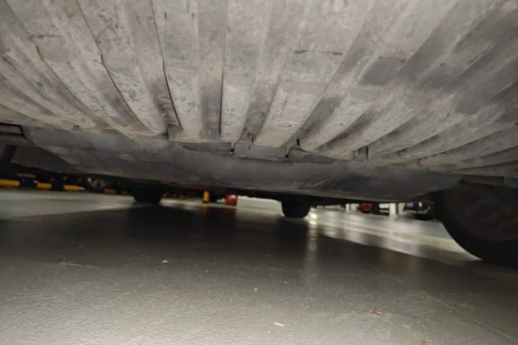 Used Mercedes-Benz E-Class 2015 E 200 L Chassis Front