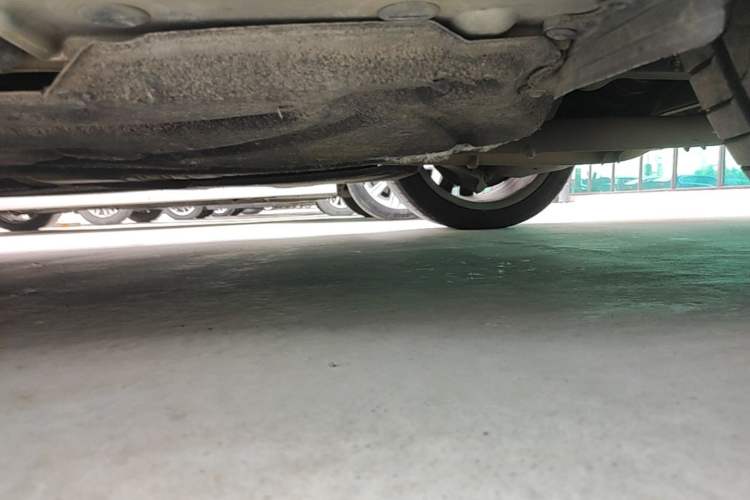 Used Mercedes-Benz E-Class 2015 E 180 L Sport Edition Chassis Rear Left