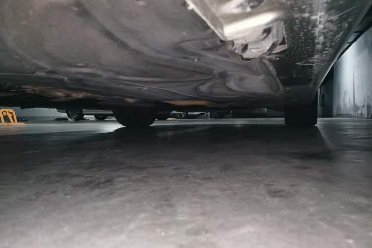 Used Mercedes-Benz E-Class 2015 E 260 L Sport & Fashion Model Chassis Rear Right