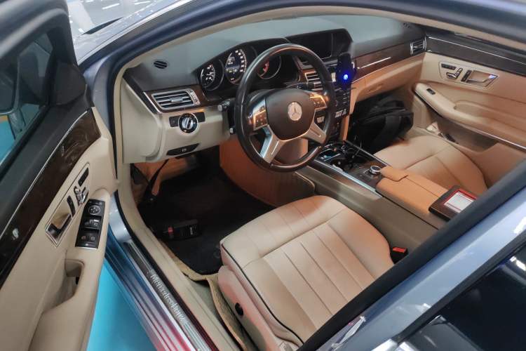 Used Mercedes-Benz E-Class 2015 Facelift E 200 L Driver Seat