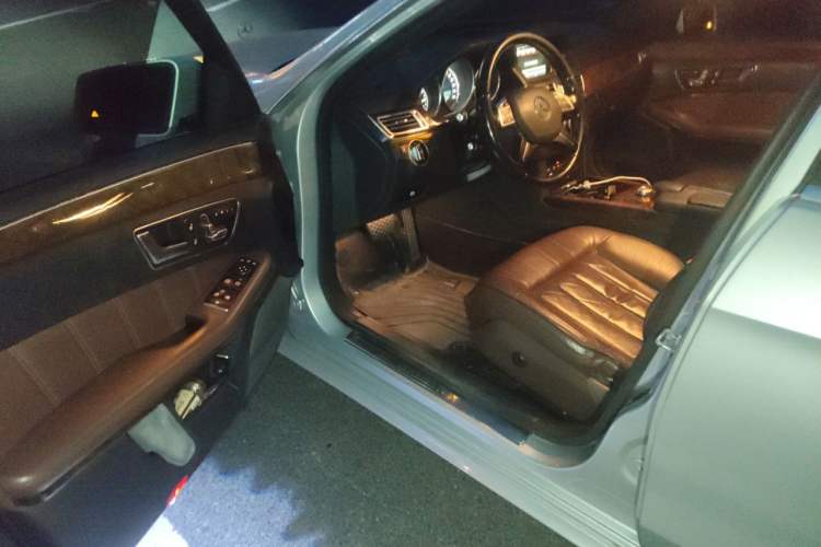 Used Mercedes-Benz E-Class 2015 E 320 L Driver Seat