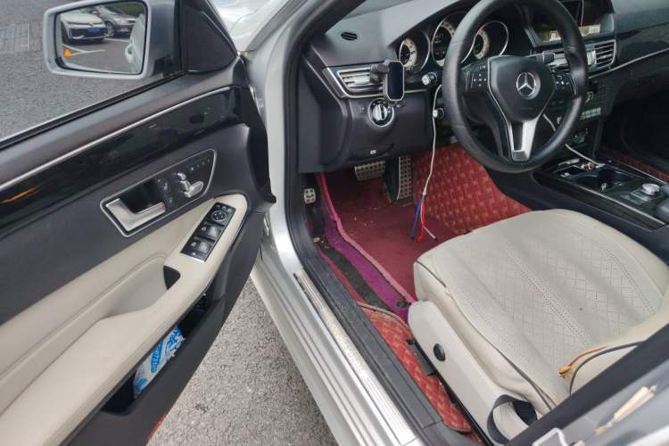 Used Mercedes-Benz E-Class 2015 E 260 L Sport & Fashion Model Driver Seat