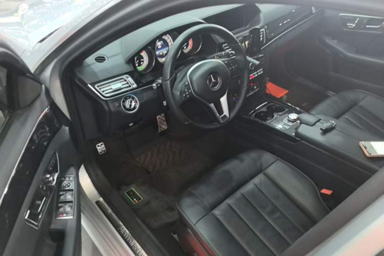 Used Mercedes-Benz E-Class 2015 E 320 L Sport 4MATIC Driver Seat