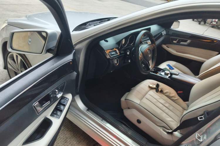 Used Mercedes-Benz E-Class 2015 E 260 L Sport Edition Driver Seat
