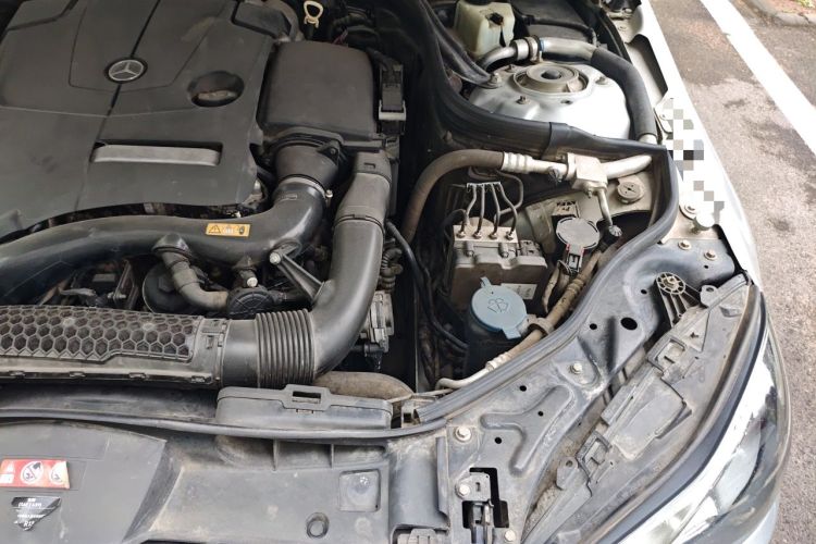 Used Mercedes-Benz E-Class 2015 Restyled E 260 L Sport Edition Engine Bay Left