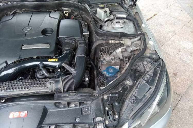 Used Mercedes-Benz E-Class 2015 Facelift E 200 L Sport Edition Engine Bay Left