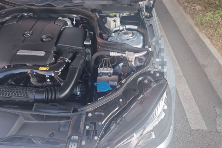 Used Mercedes-Benz E-Class 2015 Restyled E 260 L Sport Edition Engine Bay Left