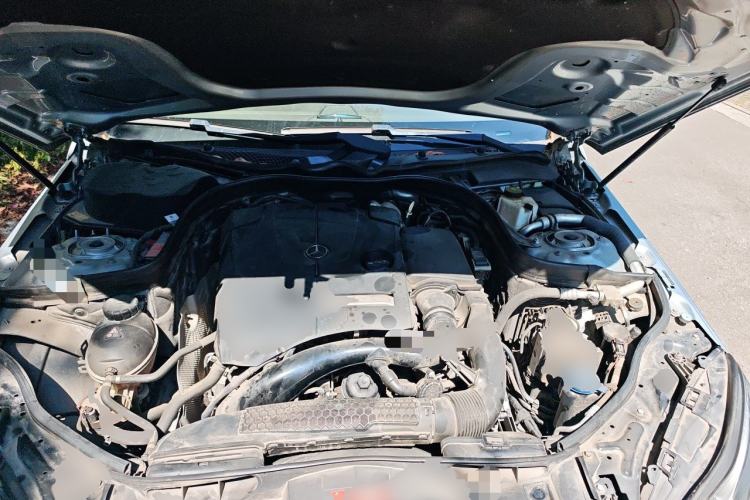 Used Mercedes-Benz E-Class 2015 E 260 L Sport Edition Engine Bay