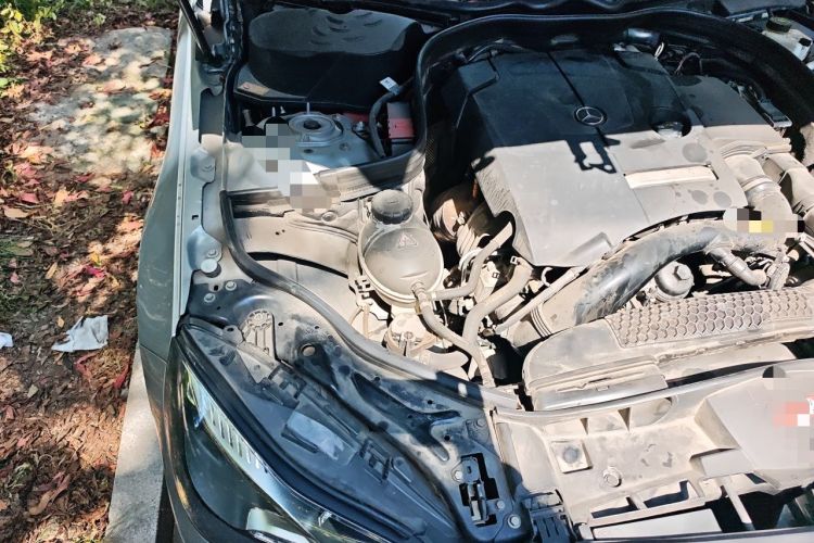 Used Mercedes-Benz E-Class 2015 E 260 L Sport Edition Engine Bay Right