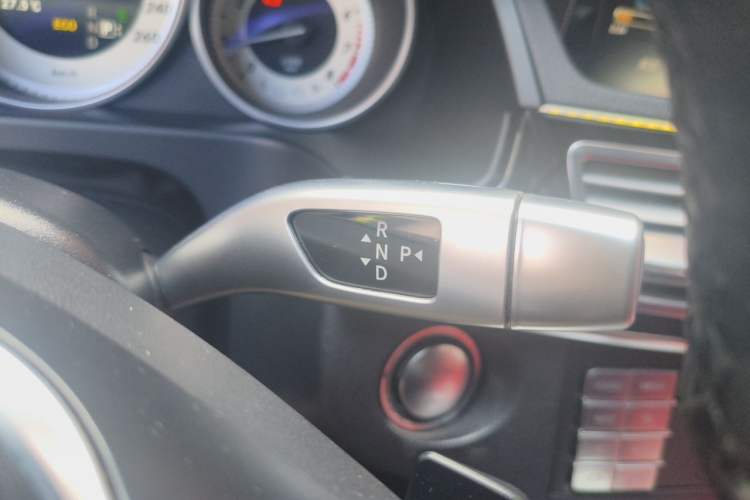 Used Mercedes-Benz E-Class 2015 E 200 L Sport Edition Gear Lever