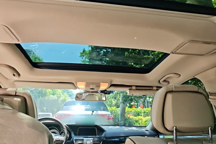 Used Mercedes-Benz E-Class 2015 E 260 L Sport Edition Headliner