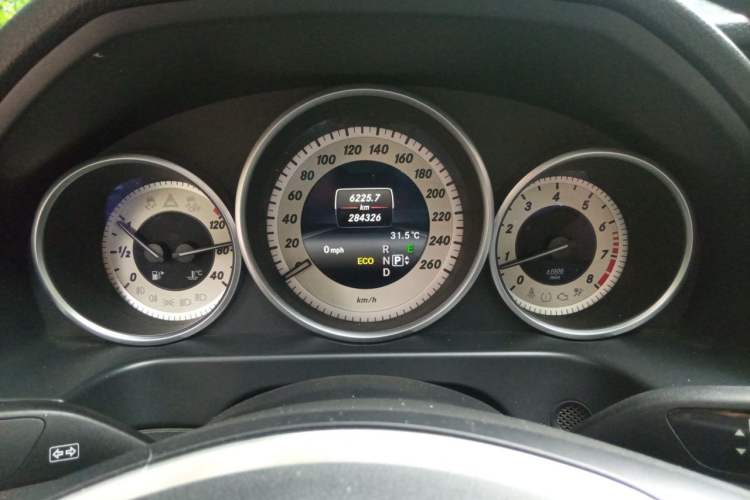 Used Mercedes-Benz E-Class 2015 Facelift E 200 L Sport Edition Instrument Cluster