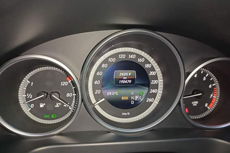 Used Mercedes-Benz E-Class 2015 E 200 L Instrument Cluster