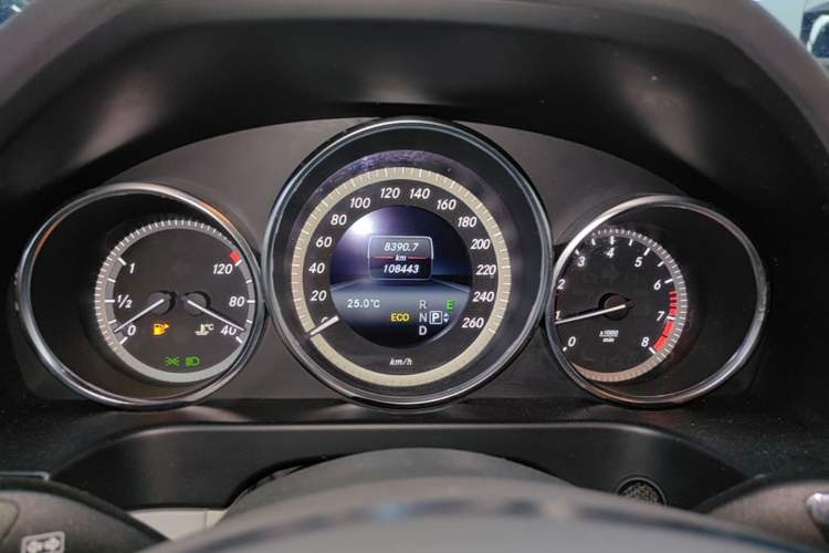 Used Mercedes-Benz E-Class 2015 E 260 L Instrument Cluster