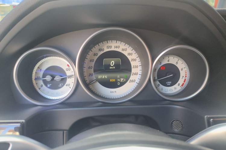 Used Mercedes-Benz E-Class 2015 E 200 L Sport Edition Instrument Cluster