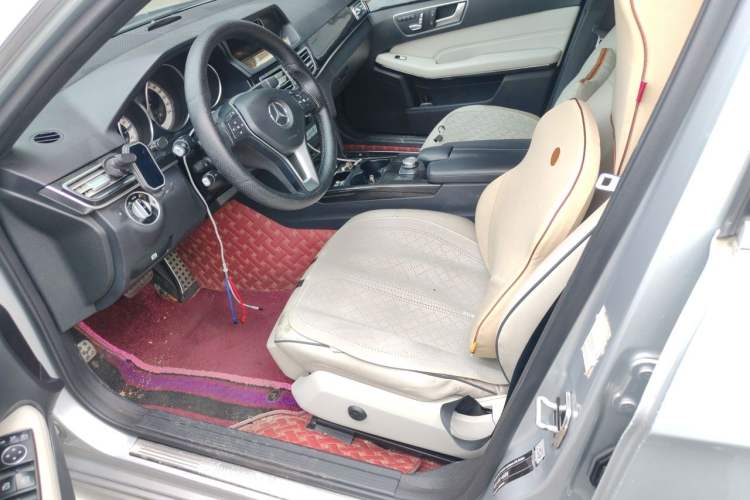 Used Mercedes-Benz E-Class 2015 E 260 L Sport & Fashion Model Left Front Seat