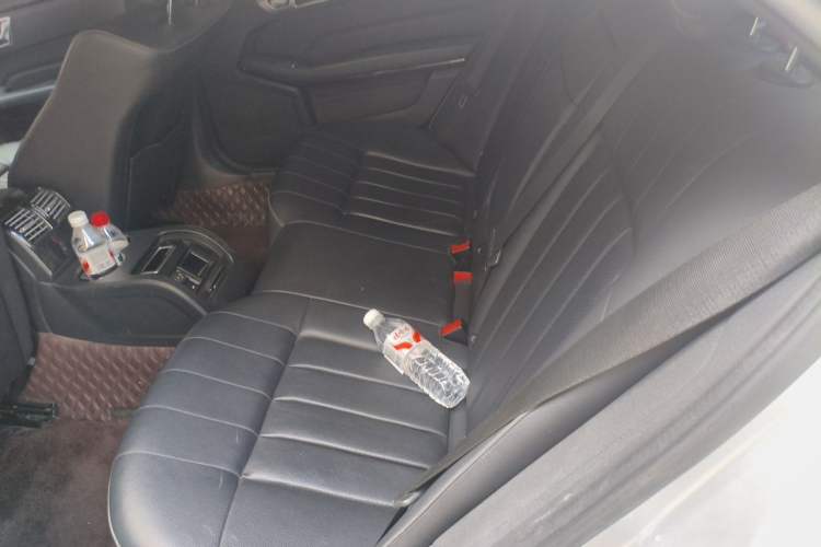Used Mercedes-Benz E-Class 2015 E 200 L Sport Edition Left Rear Seat