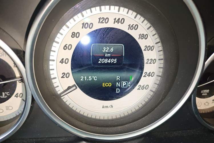 Used Mercedes-Benz E-Class 2015 Restyled E 260 L Sport Edition Odometer Close Up