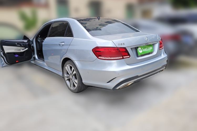 Used Mercedes-Benz E-Class 2015 E 260 L Sport & Fashion Model Rear Left 45 Deg