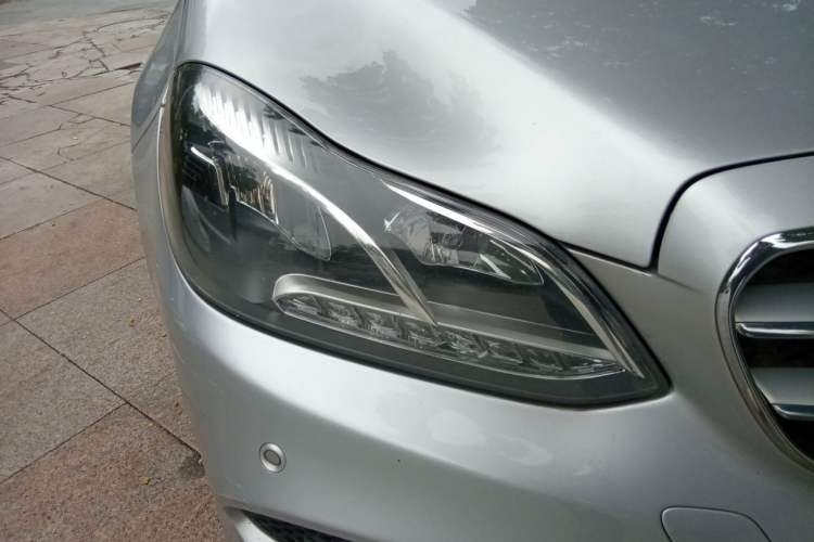Used Mercedes-Benz E-Class 2015 Facelift E 200 L Sport Edition Right Front Headlight