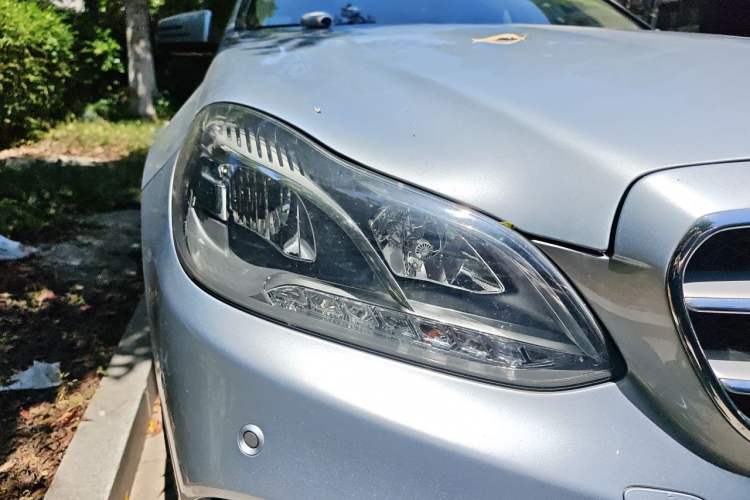 Used Mercedes-Benz E-Class 2015 E 260 L Sport Edition Right Front Headlight