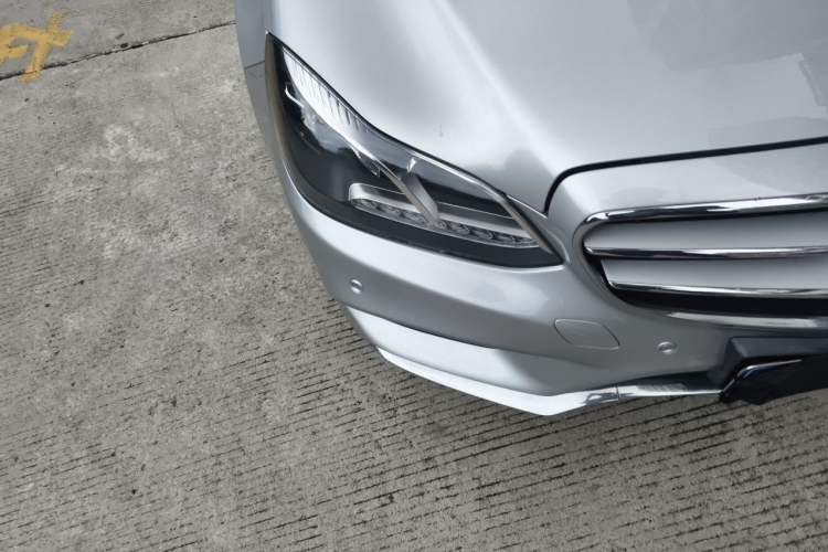 Used Mercedes-Benz E-Class 2015 E 260 L Sport Edition Right Front Headlight