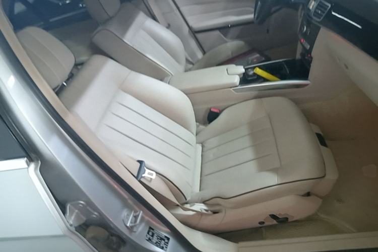 Used Mercedes-Benz E-Class 2015 E 180 L Sport Edition Right Front Seat