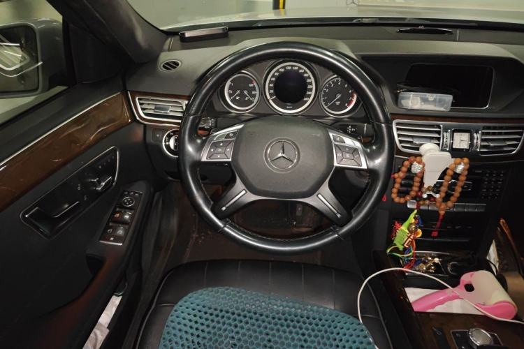 Used Mercedes-Benz E-Class 2015 E 200 L Steering Wheel